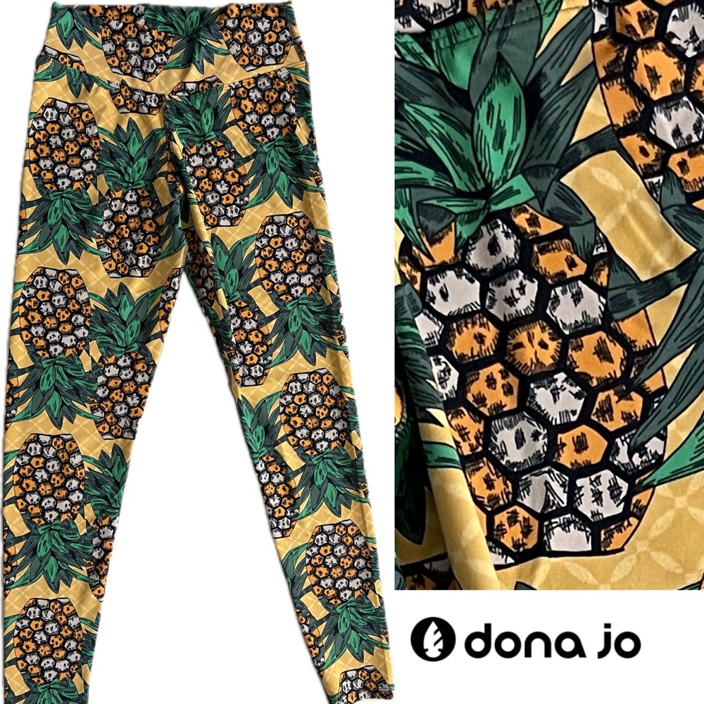 🍍Pineapple Print Dona Jo Leggings — Size Small (Size 1 / Women’s Size 0-6)